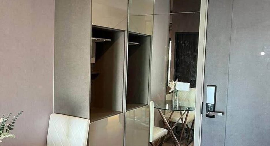 Wohnung zur Miete mit 1 Zimmer in Huai Khwang, Bangkok