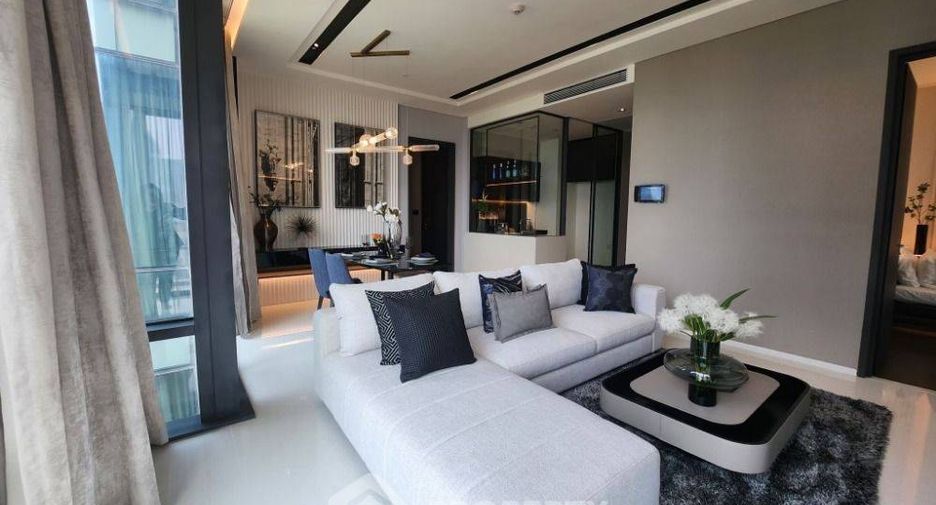 For rent 2 bedrooms condo in Watthana, Bangkok