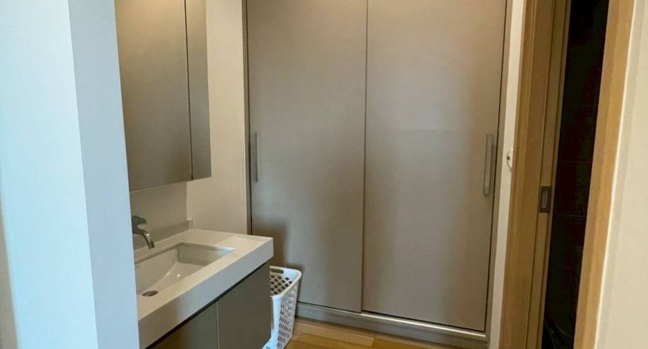 Condo en alquiler de 2 habitaciones en Khlong Toei, Bangkok