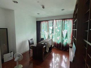 Condo en venta de 4 habitaciones en Watthana, Bangkok