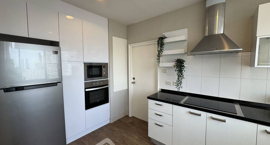 Wohnung zum Kauf mit 3 Zimmer in Watthana, Bangkok