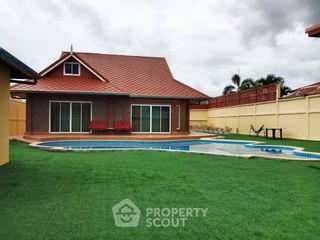 For rent そして for sale 5 ベッドルーム villa in Bang Lamung, Chonburi