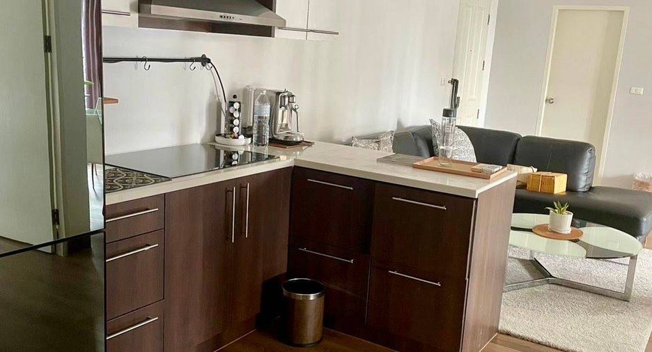 For sale 2 bedrooms condo in Khlong Toei, Bangkok