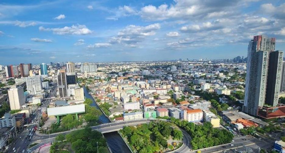 Продажа 2 спальни кондо в Щаттхана, Бангкок