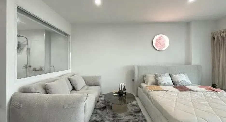 Wohnung zur Miete und zum Kauf mit Studio in Pratumnak, Pattaya