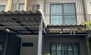 出租 2 卧室 联排别墅 在 Suan Luang, 曼谷