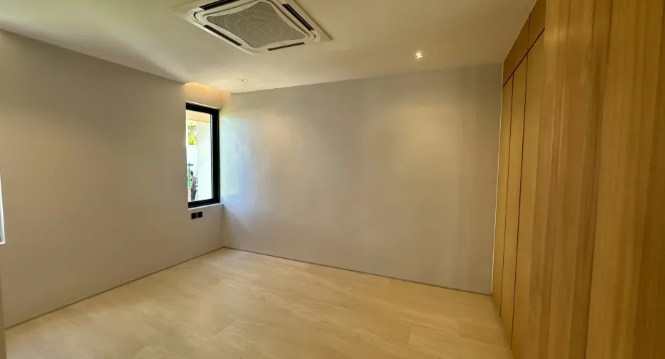 For sale 4 bedrooms villa in Thalang, Phuket