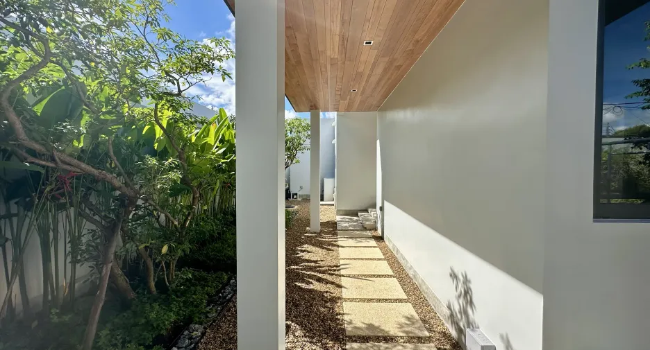 For sale 4 bedrooms villa in Thalang, Phuket
