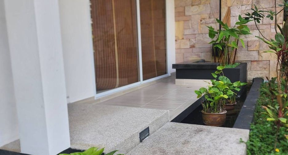 Villa zum Kauf und zur Miete mit 4 Zimmer in Mueang Phuket, Phuket