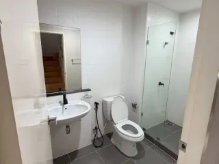 For sale 4 bedrooms townhouse in Prawet, Bangkok