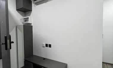 Продажа 1 кровать кондо в Чатучак, Бангкок