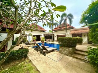 For sale 5 bedrooms villa in Thalang, Phuket