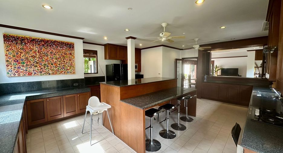 Villa zum Kauf mit 5 Zimmer in Thalang, Phuket