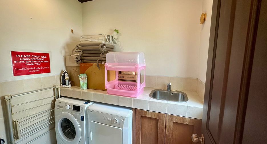 Villa zum Kauf mit 5 Zimmer in Thalang, Phuket