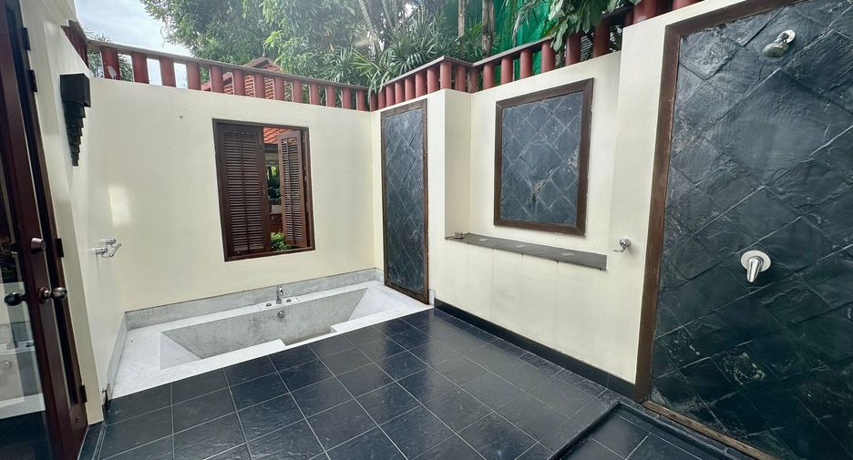 Villa zum Kauf mit 5 Zimmer in Thalang, Phuket