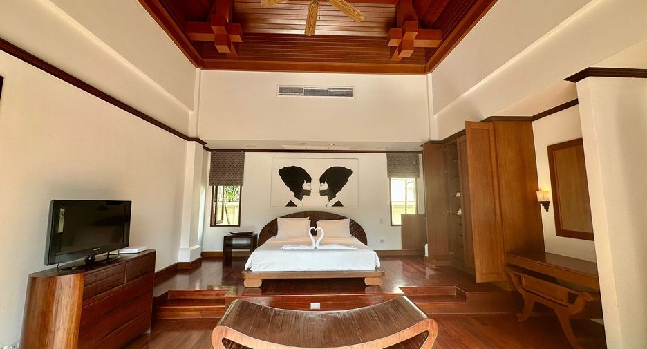 Villa zum Kauf mit 5 Zimmer in Thalang, Phuket