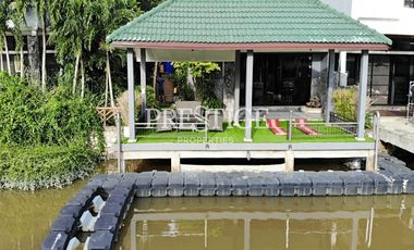 Casa en alquiler de 4 habitaciones en Sattahip, Chonburi