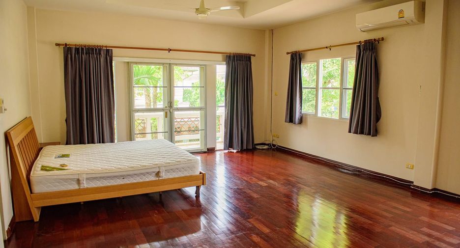 Casa en alquiler de 3 habitaciones en Lat Krabang, Bangkok