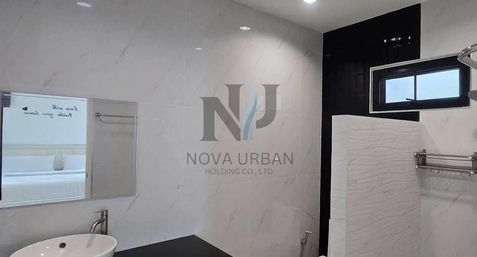 For rent 3 bedrooms villa in East Pattaya, Pattaya