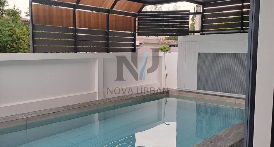 For rent 3 bedrooms villa in East Pattaya, Pattaya
