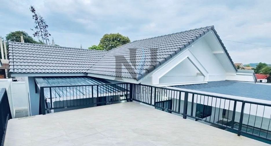For rent 3 bedrooms villa in East Pattaya, Pattaya