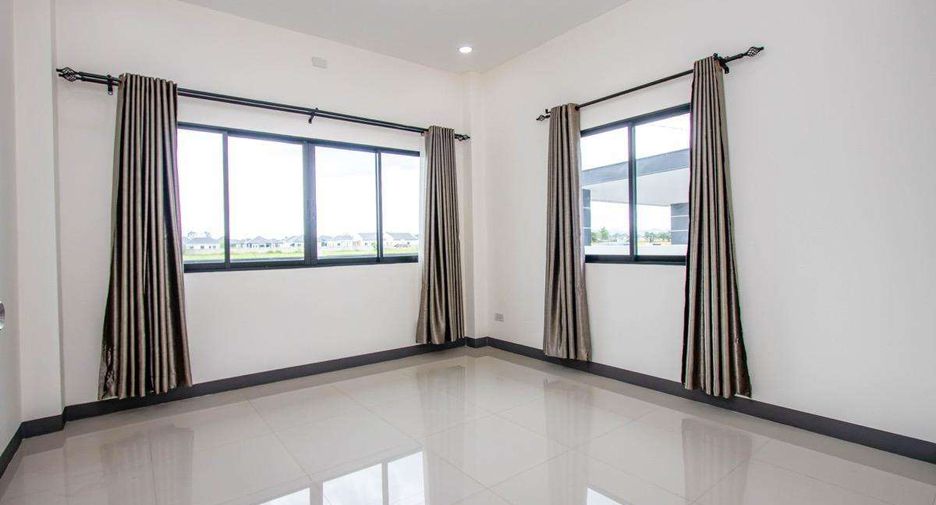For sale 3 bedrooms house in Doi Saket, Chiang Mai