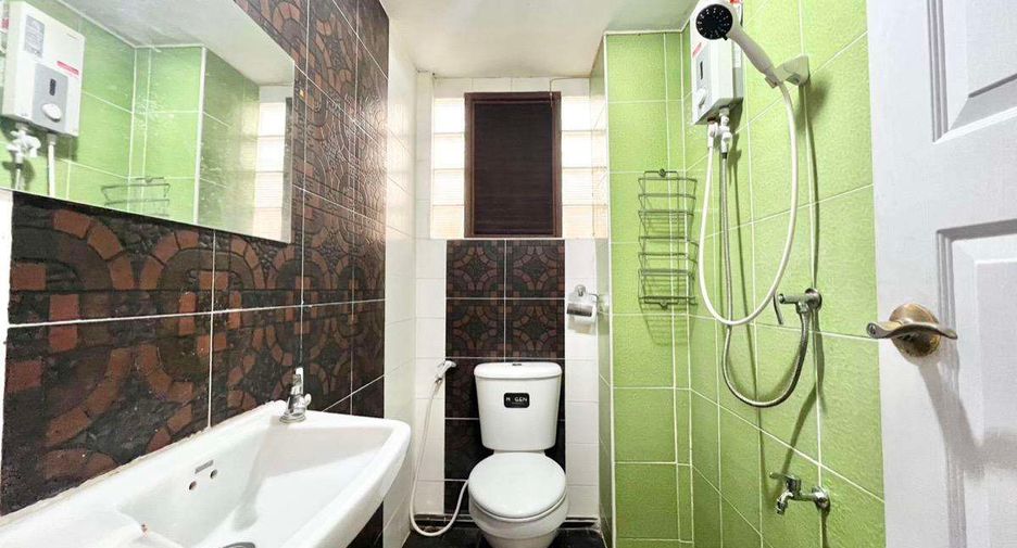 For rent 4 bedrooms house in Mueang Chiang Mai, Chiang Mai