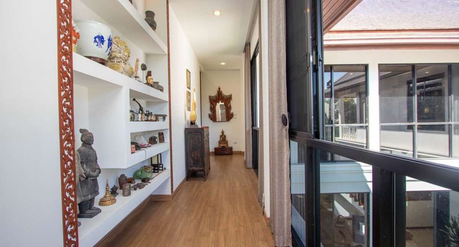 For sale 6 bedrooms house in San Sai, Chiang Mai