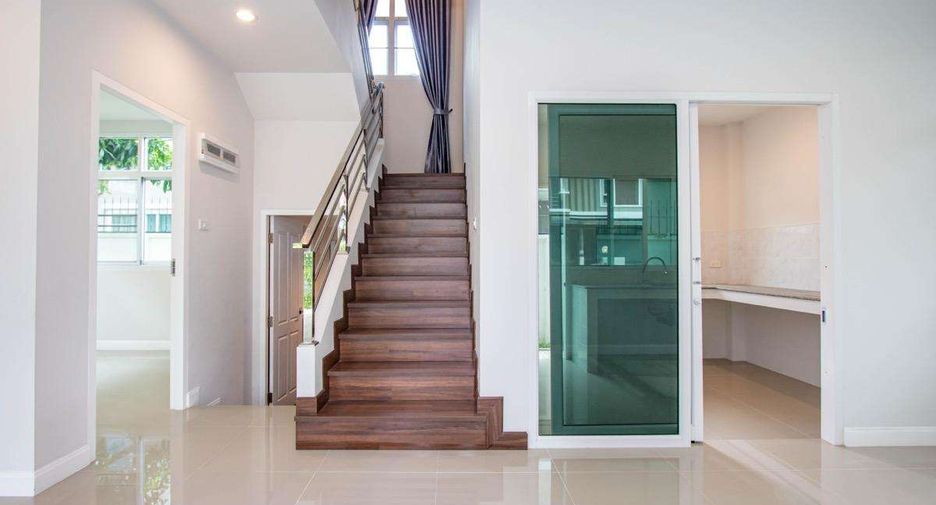 À vendre 4 chambres maison à San Kamphaeng, Chiang Mai