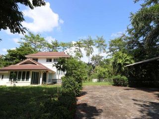 For sale 3 bedrooms house in Saraphi, Chiang Mai