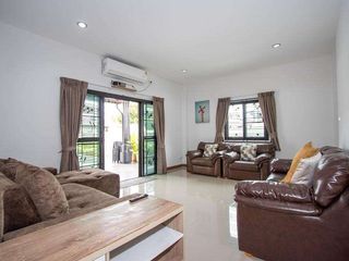 À vendre 4 chambres maison à Saraphi, Chiang Mai
