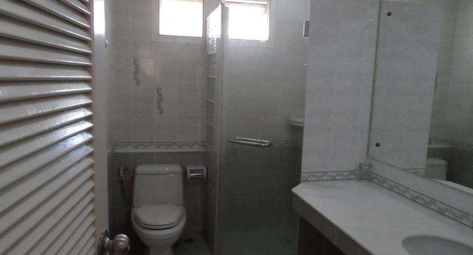 Продажа 4 спальни дом в Mueang Chiang Mai, Чианг Маи