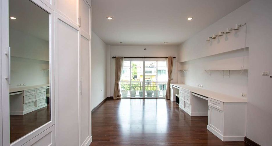 For sale 3 bedrooms house in San Sai, Chiang Mai