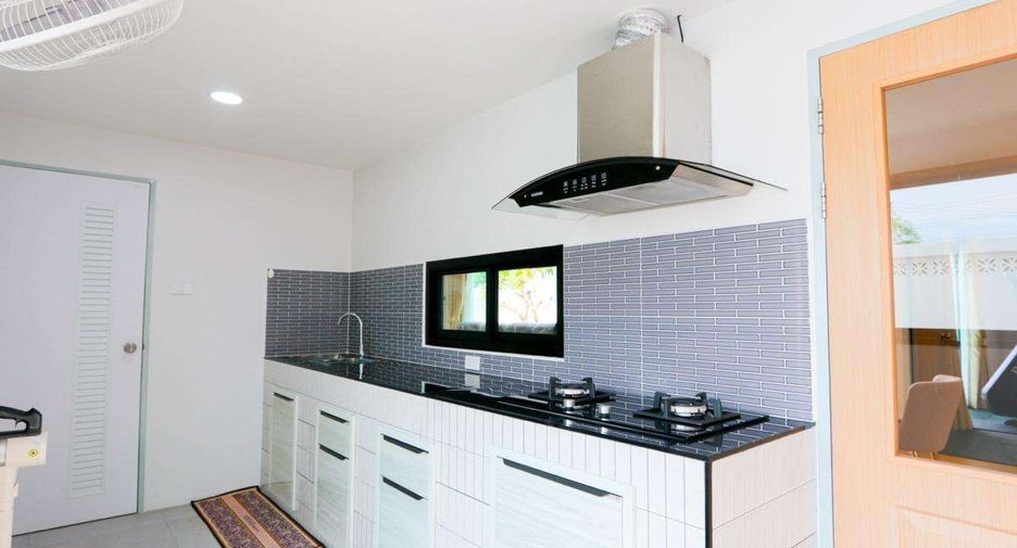 Casa en venta de 4 habitaciones en Hang Dong, Chiang Mai