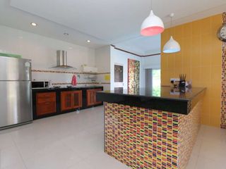Продажа 6 спальни дом в Mueang Chiang Mai, Чианг Маи