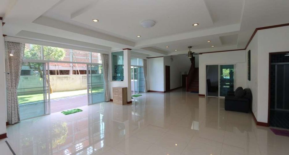 Продажа 6 спальни дом в Mueang Chiang Mai, Чианг Маи