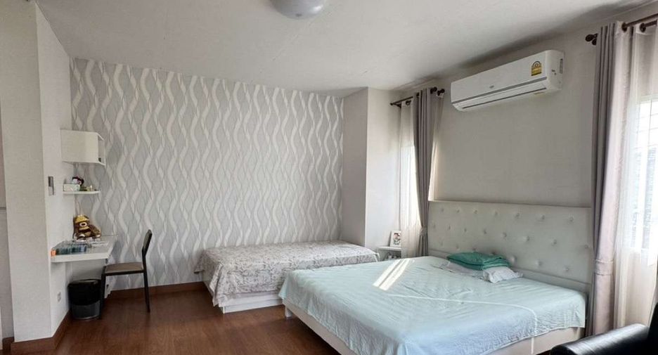 For sale 4 bedrooms house in Hang Dong, Chiang Mai