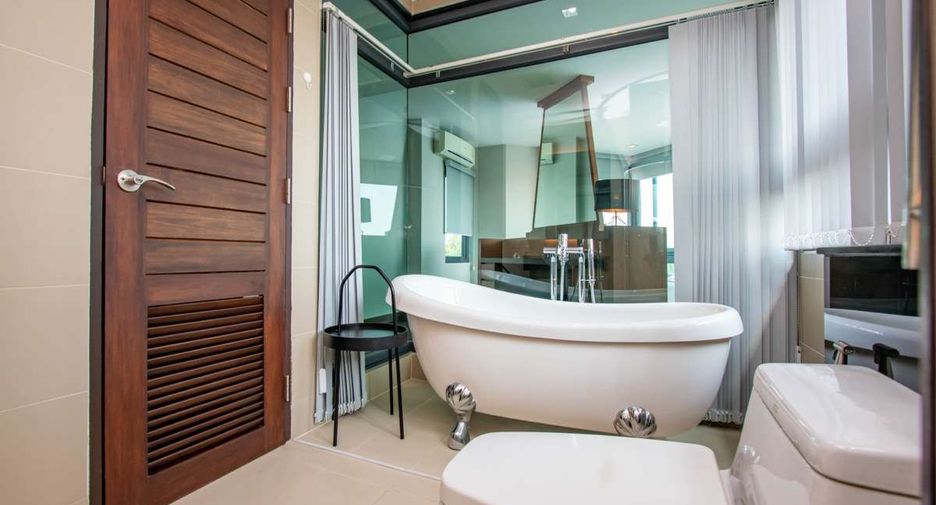 For sale 2 bedrooms condo in Mueang Chiang Mai, Chiang Mai