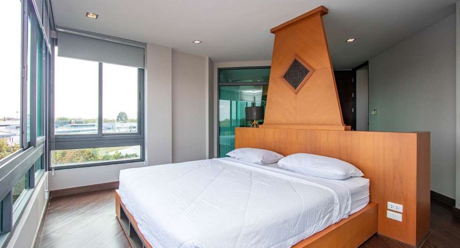 For sale 2 bedrooms condo in Mueang Chiang Mai, Chiang Mai