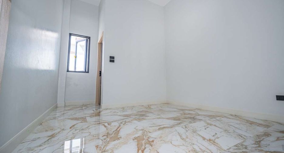 For sale 3 bedrooms house in Hang Dong, Chiang Mai