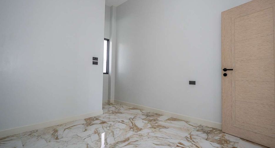 For sale 3 bedrooms house in Hang Dong, Chiang Mai