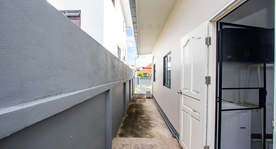 For sale 3 bedrooms house in Hang Dong, Chiang Mai