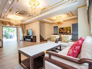 Продажа 6 спальни дом в Mueang Chiang Mai, Чианг Маи