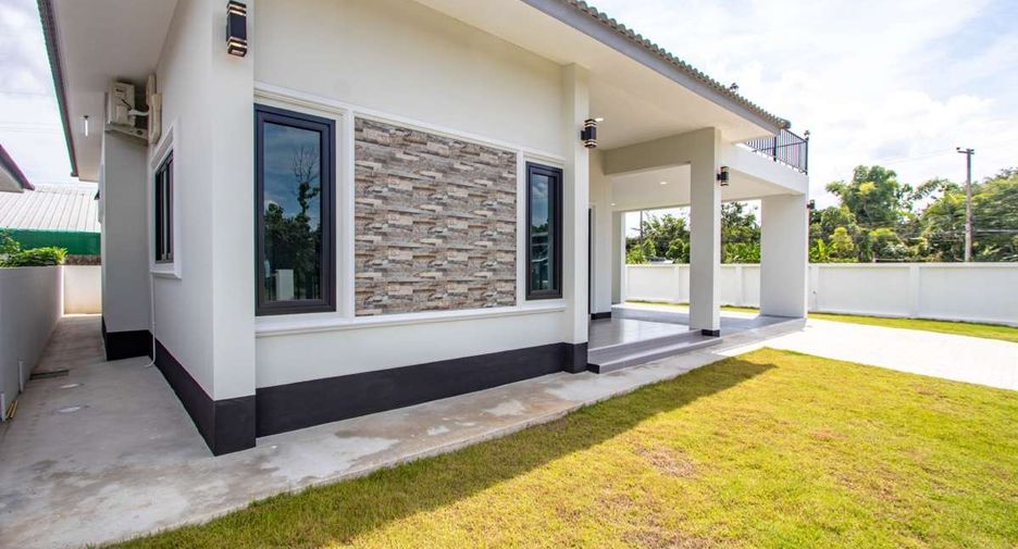 For sale 3 bedrooms house in Doi Saket, Chiang Mai