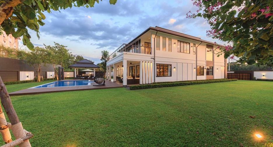 For sale 5 bedrooms house in Hang Dong, Chiang Mai