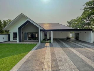 Продажа 4 спальни дом в Mueang Chiang Mai, Чианг Маи