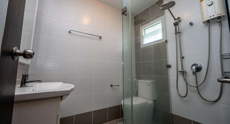 For sale 3 bedrooms house in Doi Saket, Chiang Mai