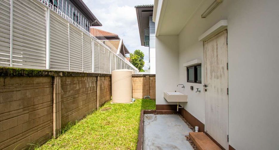 For sale 3 bedrooms house in San Sai, Chiang Mai