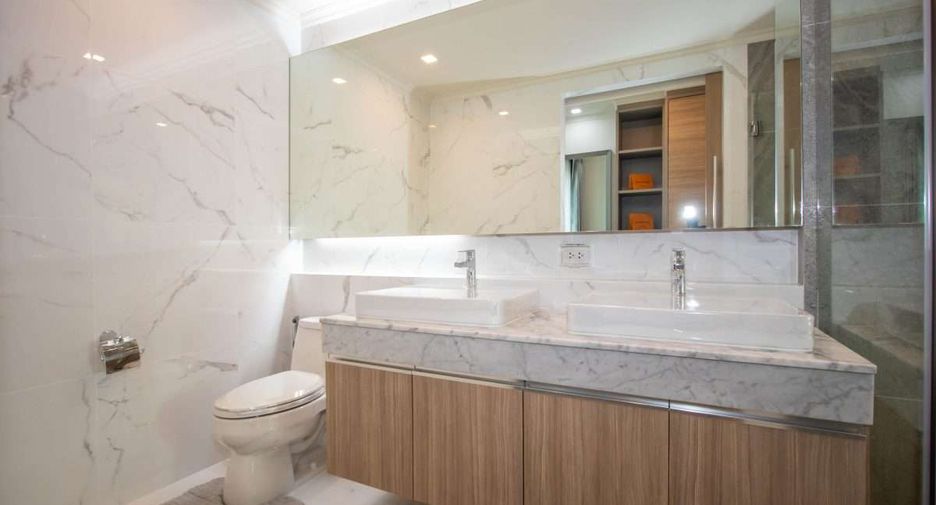 For sale 2 bedrooms condo in Mueang Chiang Mai, Chiang Mai