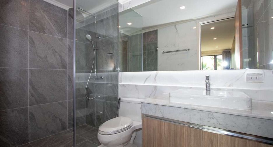 For sale 2 bedrooms condo in Mueang Chiang Mai, Chiang Mai